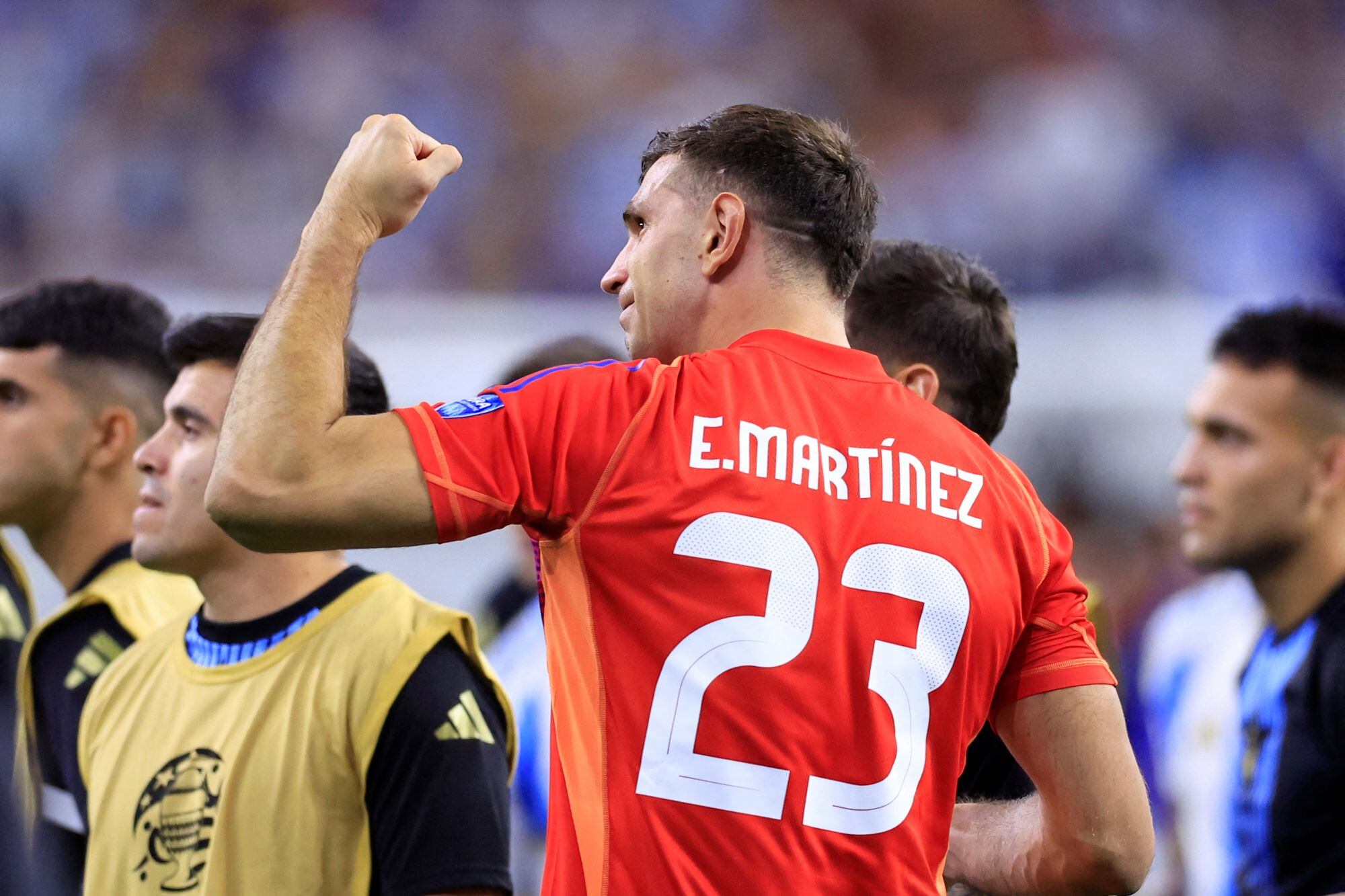 Emmiliano Dibu Martínez, otra vez se vistió de héroe.