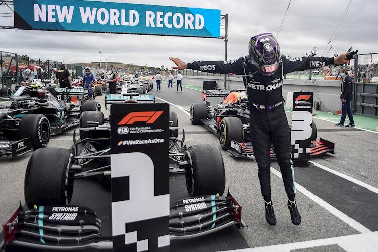 Hamilton, cada vez más leyenda.