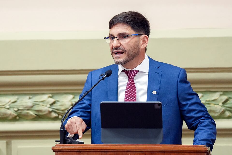 Pullaro hizo hincapié en la pacificación territorial y la obra pública. 