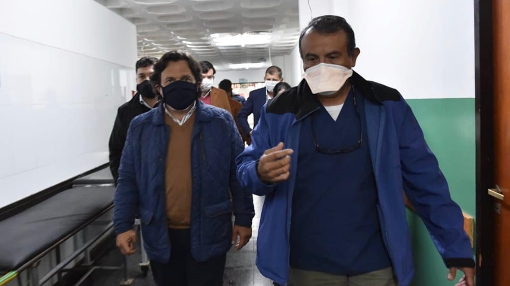 Sáenz en su visita al Hospital San Vicente de Paul 