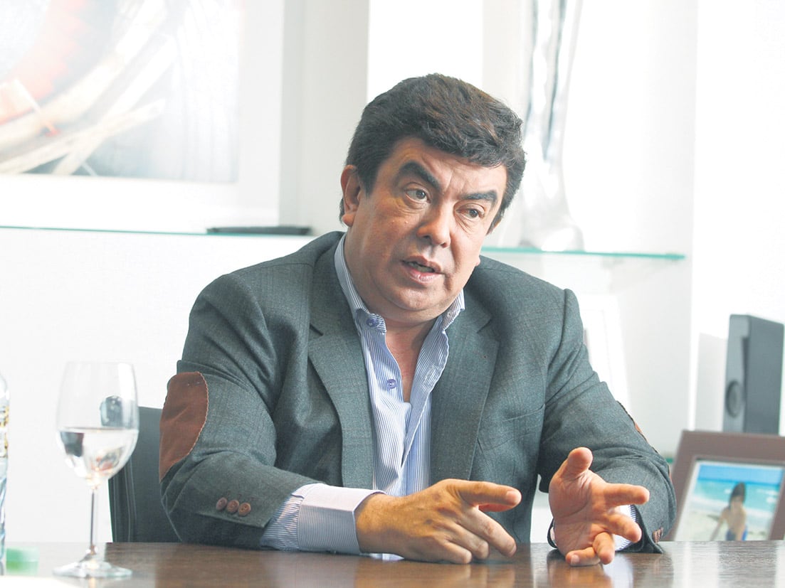 “Vamos a llegar unidos a octubre”, asegura Fernando Espinoza.