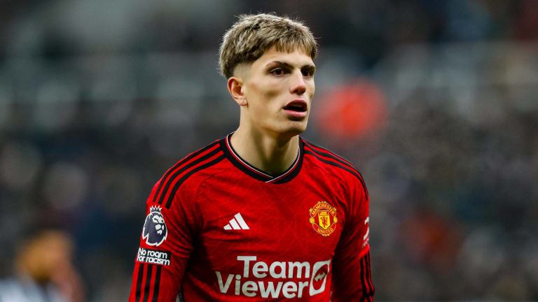 El argentino Alejandro Garnacho será titular vs Crystal Palace.