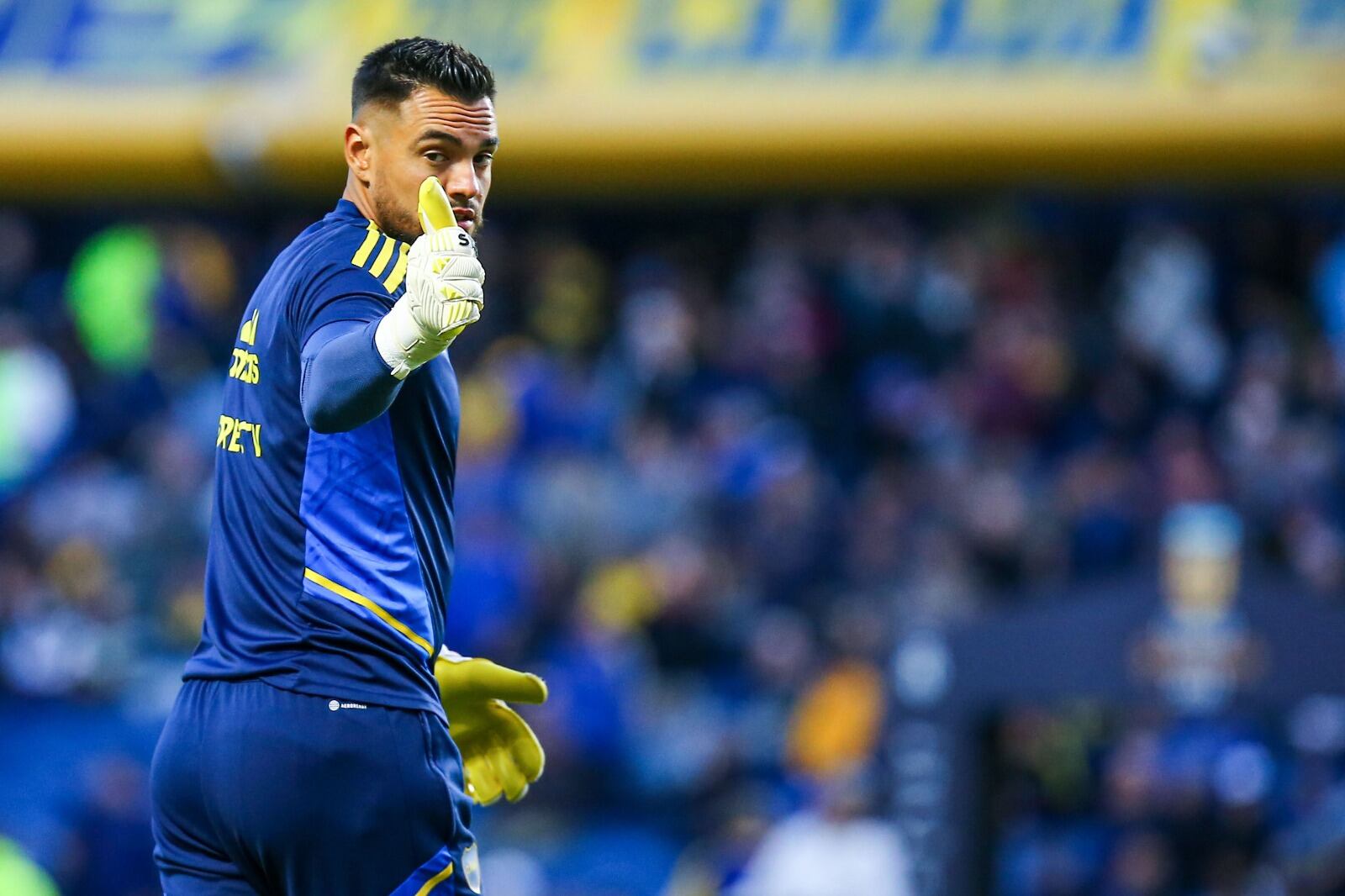 "Chiquito" finalmente decidió renovar un año y medio más en Boca