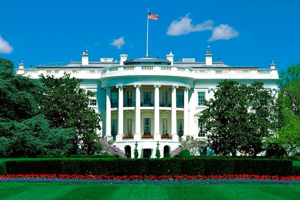 La deuda de Estados Unidos en cantidades nominales es más importante que la del resto del mundo junto.