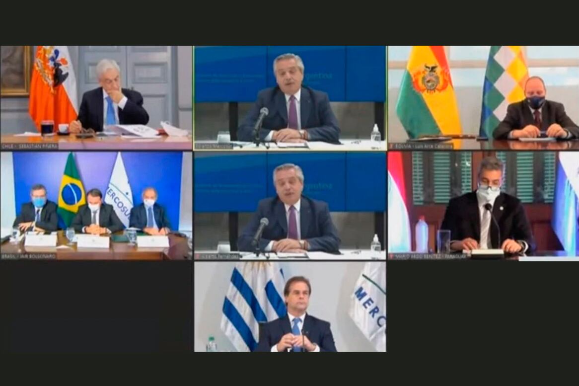 El presidente, Alberto Fernández, exponiendo en el último encuentro de jefes de Estado del Mercosur.