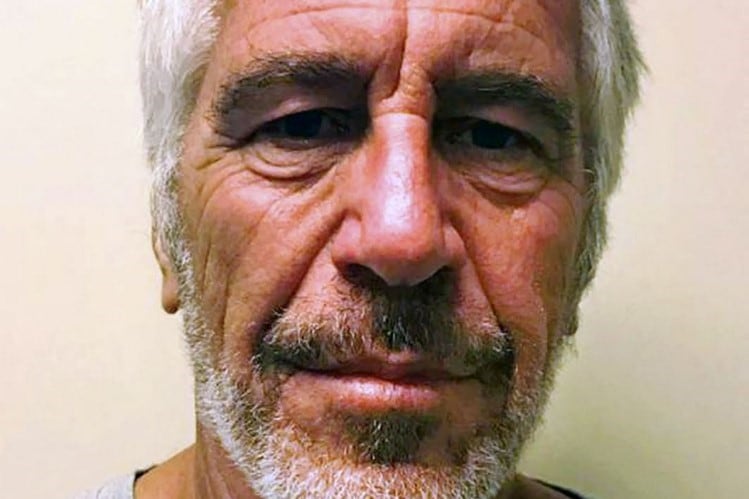 Uno por uno, los poderosos que se vinculan con Jeffrey Epstein en los documentos revelados por la justicia de Estados Unidos.