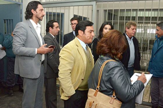 La Comisión en visita a la Alcaidía