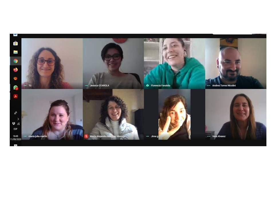 La única foto del equipo completo es virtual, como su investigación.