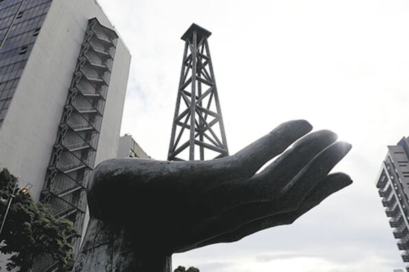 Vista de la sede principal de Petróleos de Venezuela (Pdvsa) en Caracas.