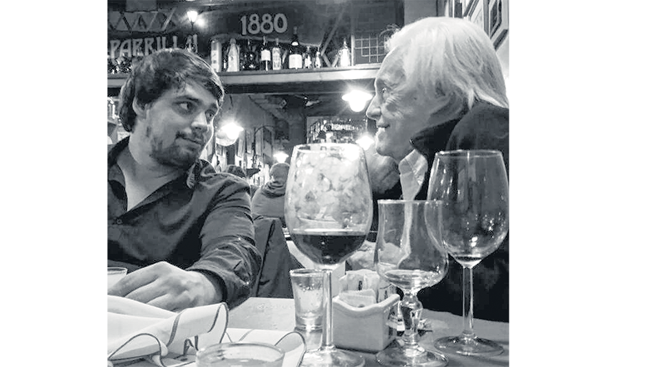 Ernesto Camilli con su nieto Juan Ignacio.