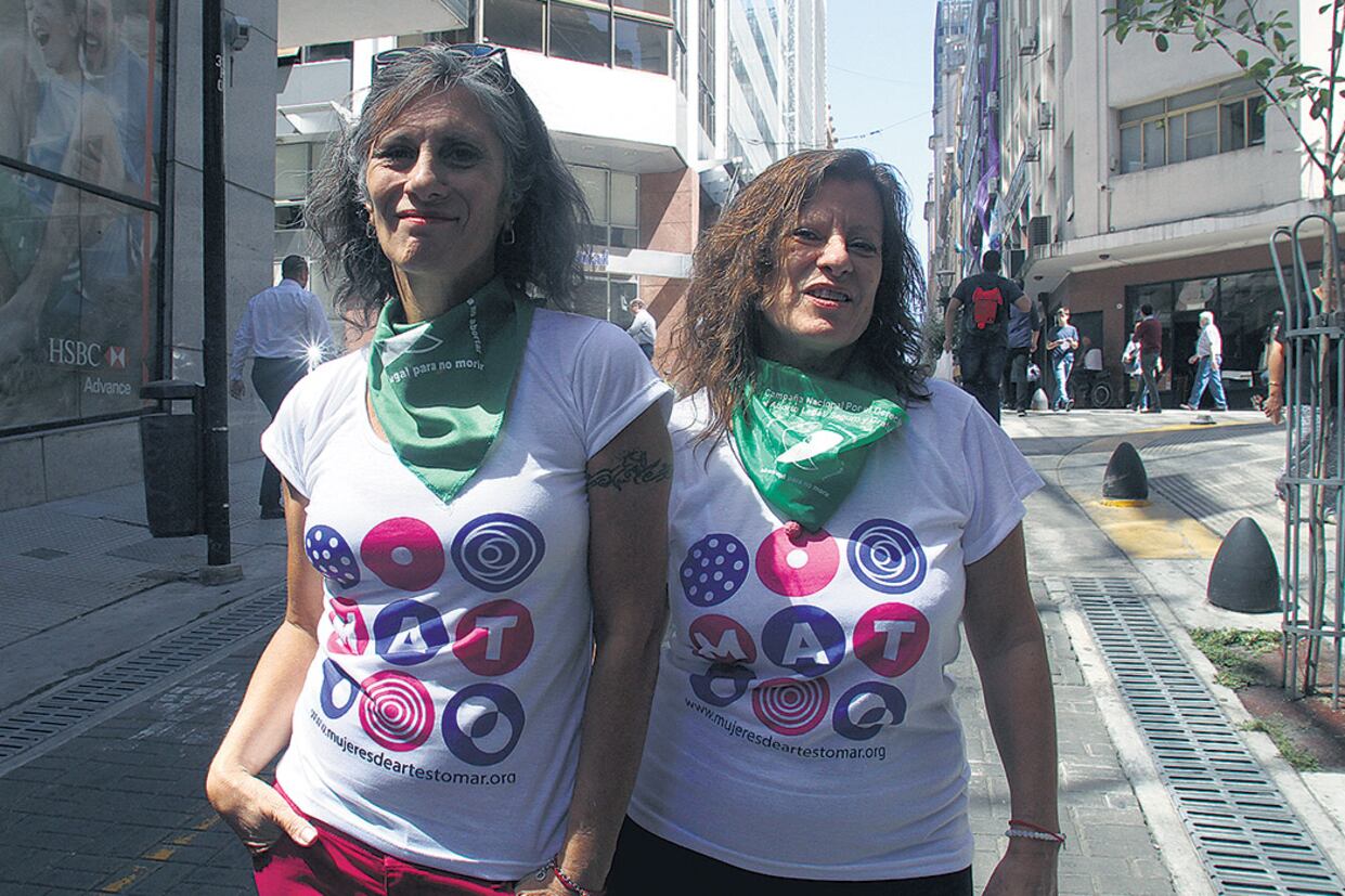 “En todo espacio tenemos que encontrar coherencia en cada una”, dicen Claudia Quiroga y Sandra Posadino.