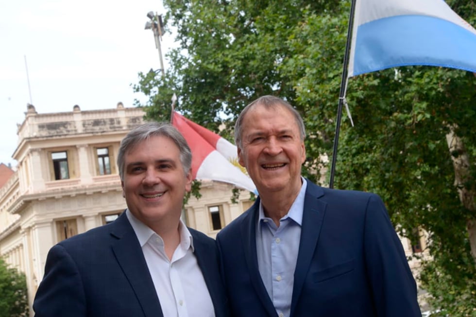 El voto por la reforma laboral abrió heridas entre Llaryora y ...