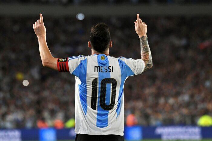 Messi será el primer argentino y el primer futbolista en ser condecorado con la medalla.