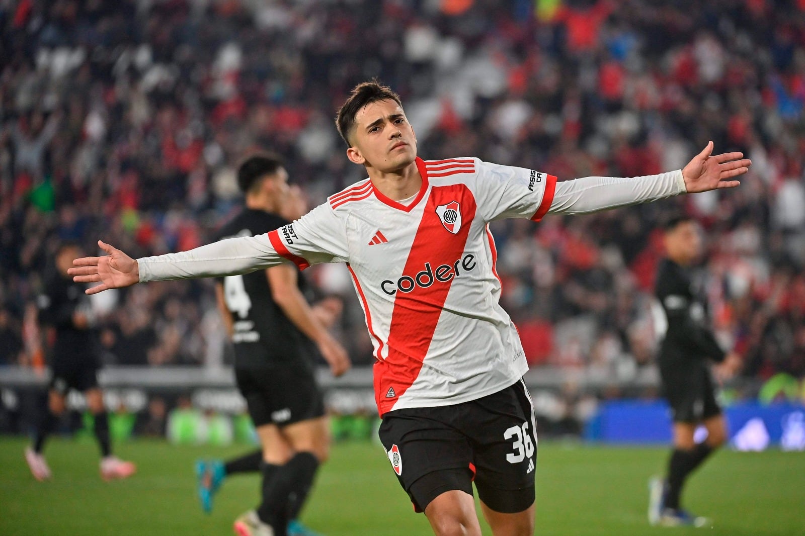 Solari abrió la cuenta para el Millonario