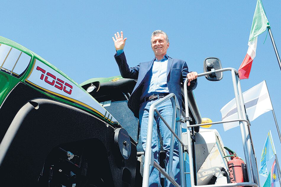 Mauricio Macri en San Nicolás, al inaugurar ExpoAgro. Elogios al campo, disparos por elevación a la industria.