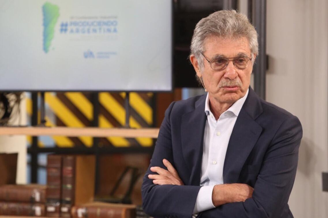 Sigman dijo que primero llegará la vacuna de Pfizer y en marzo la de Astrazeneca.