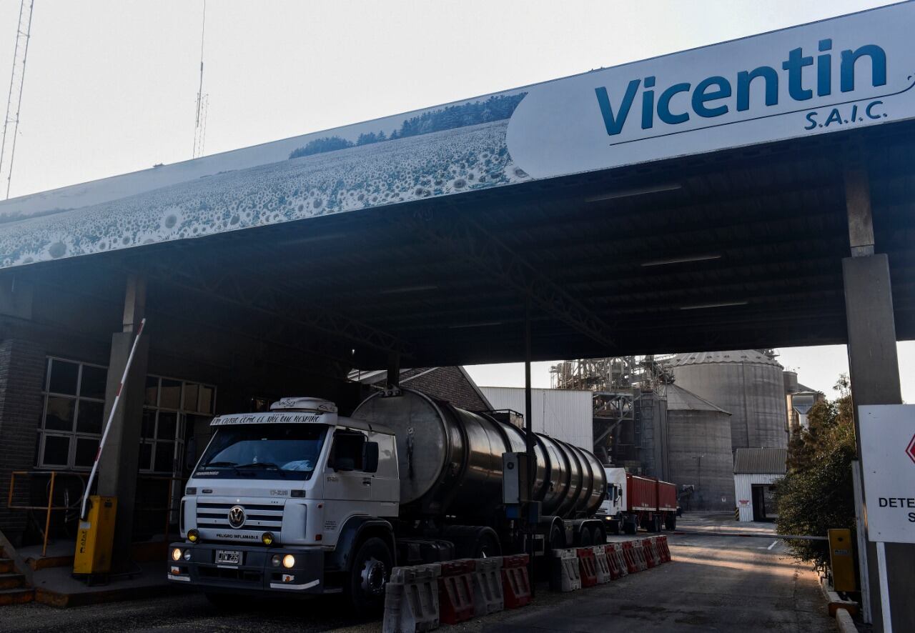 La planta de Vicentin sigue operando, pero supuestamente en manos de terceros.