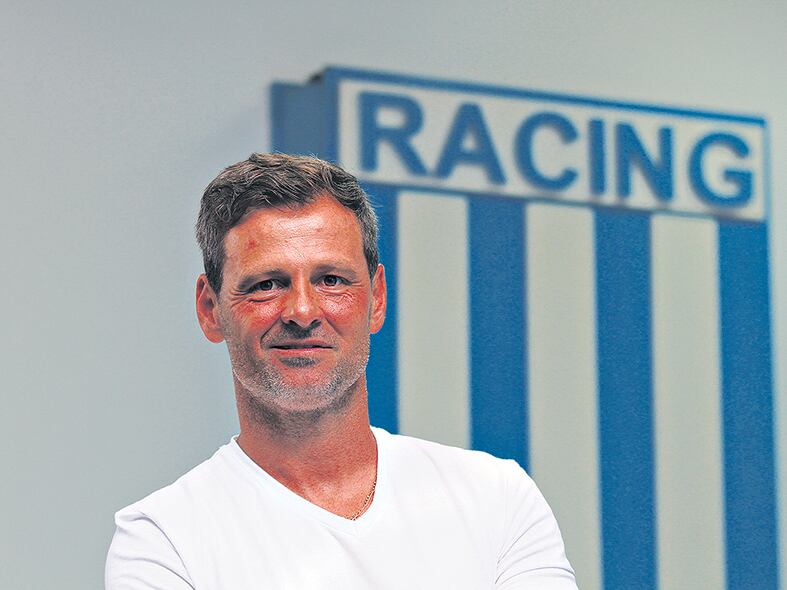 “En la etapa anterior me fui porque estaba muy desgastado desde lo mental”, dijo.