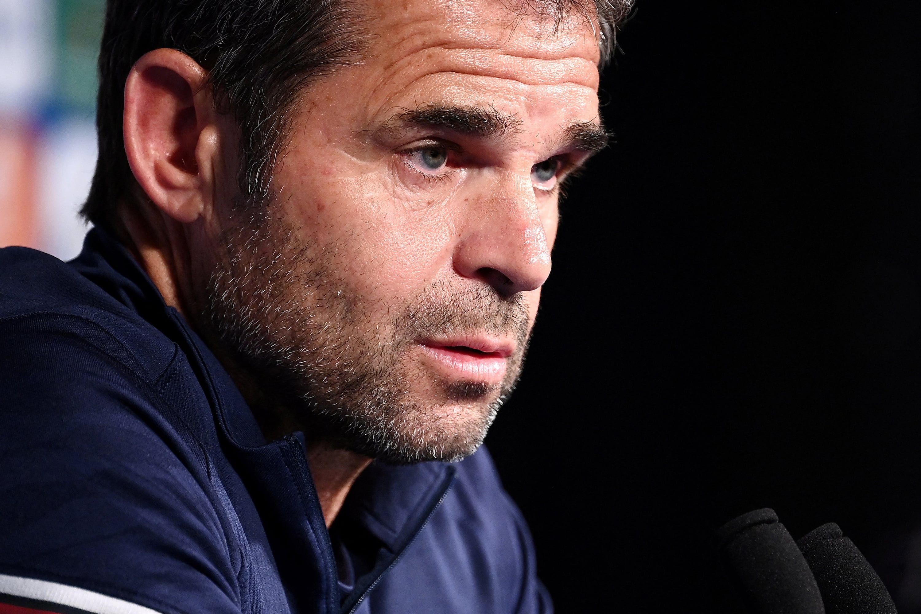 Didier Ollé-Nicolle, técnico del equipo femenino del PSF, apartado tras ser acusado de agredir sexualmente a una jugadora.