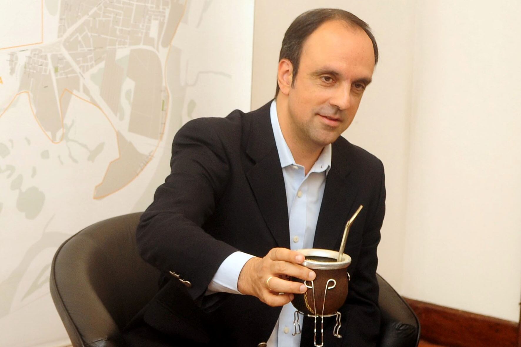 El intendente santafesino arguyó que estaba dispuesto a entregar la documentación requerida.