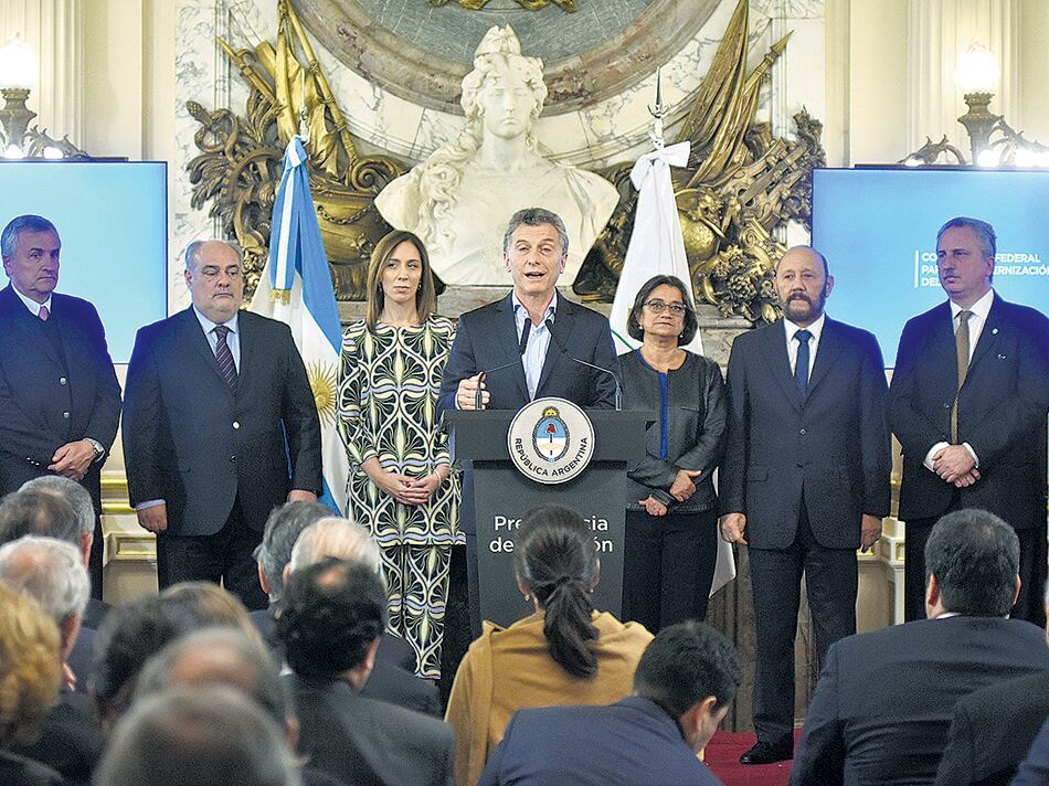 Macri alentó una nueva purga de estatales y desde ATE le respondieron que el Estado “es un aguantadero de gerentes de empresas”.