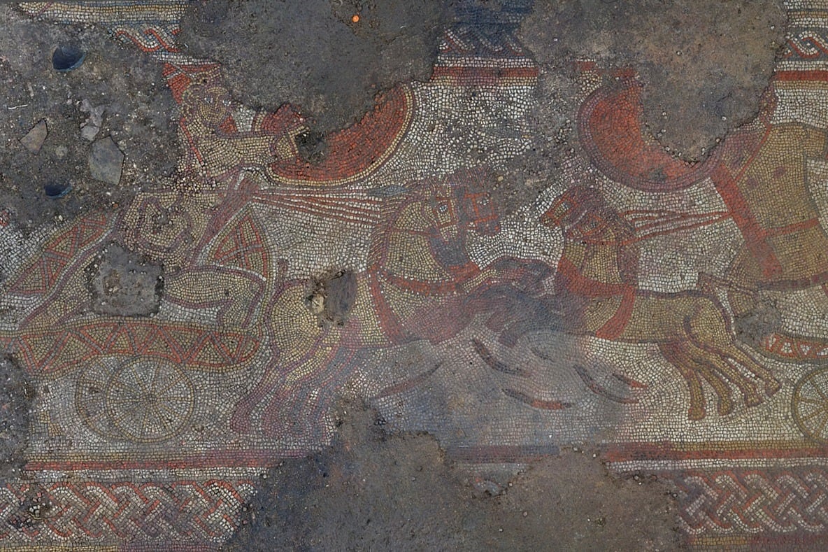 Los mosaicos se usaron en una variedad de edificios públicos y privados en todo el Imperio Romano y, a menudo, presentaban figuras famosas de la historia y la mitología.