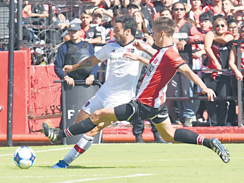 El partido fue una final, con pocas situaciones de gol.