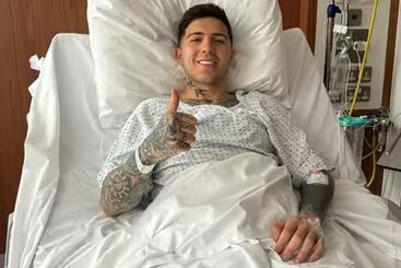 Enzo Fernández mandó un mensaje positivo tras su operación