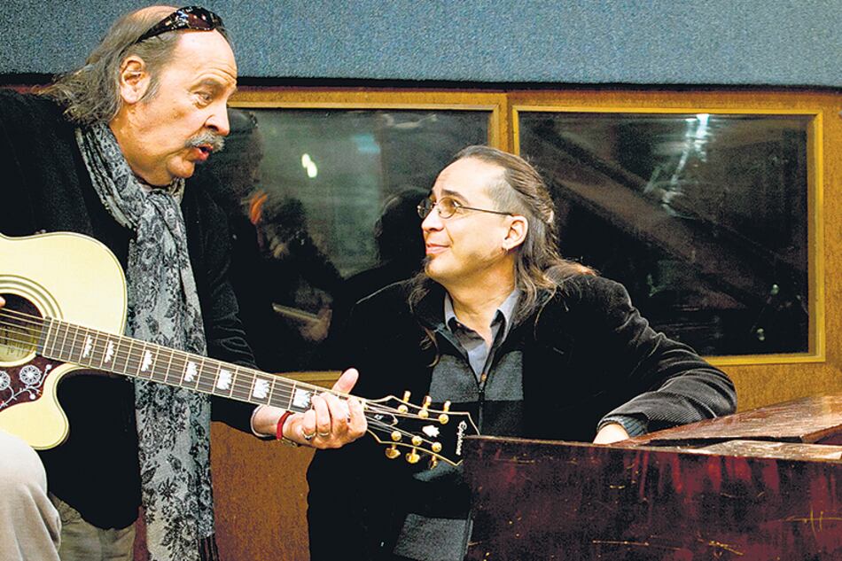 Litto Nebbia y Leopoldo Deza se conocen desde hace treinta años. Grabaron este disco entre 2015 y 2017.