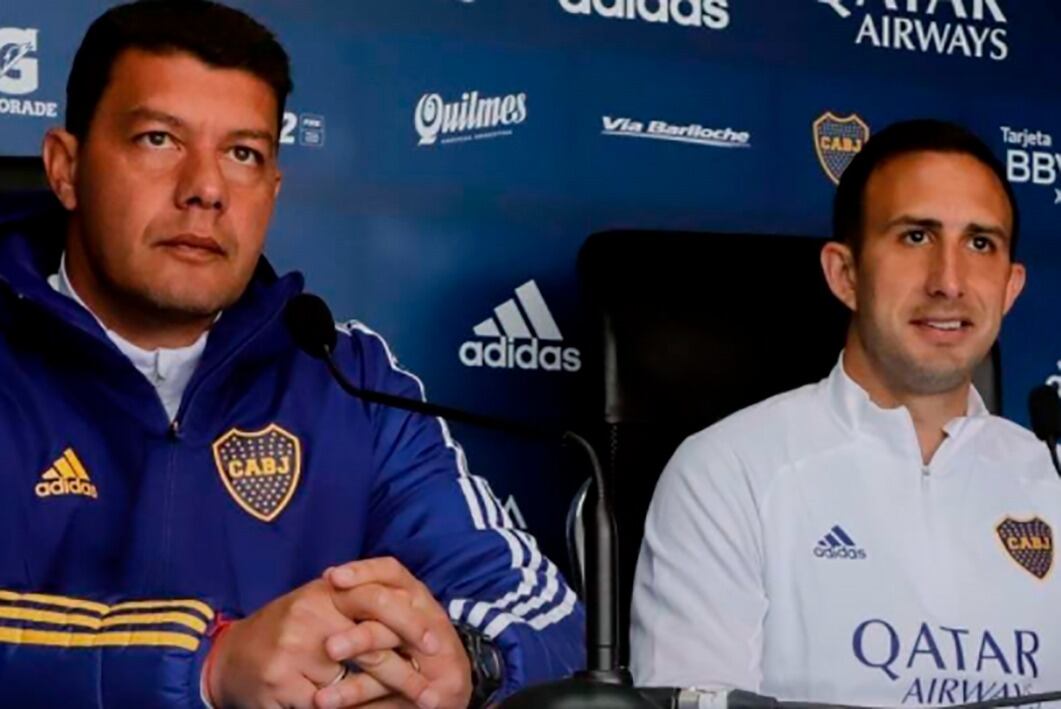 DT y capitán hablaron sobre la reunión con Riquelme