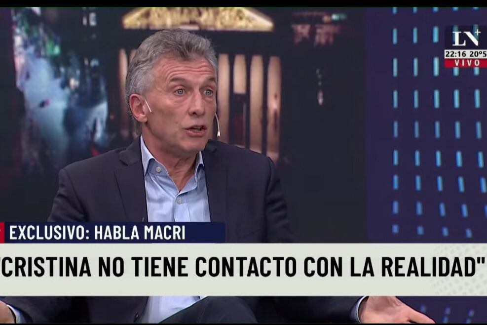 Se multiplicaron las memes por los chistes por la confusión del líder de Juntos por el Cambio.