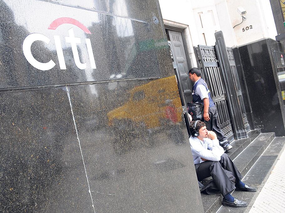 La bicicleta financiera y la fuga de capitales operó en detrimento de los depósitos a plazo.  