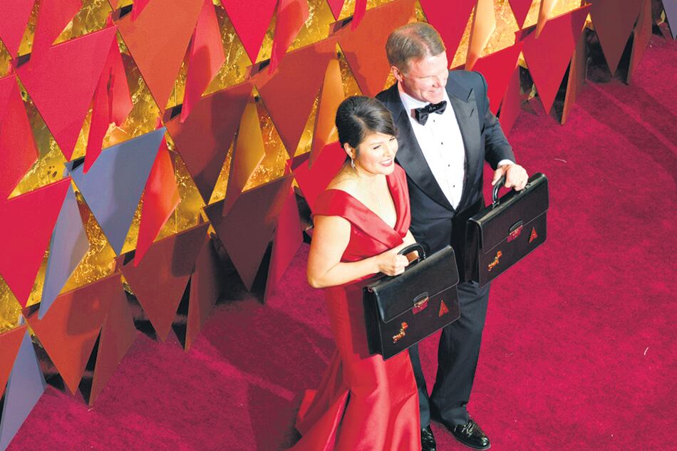 Martha Ruiz y Brian Cullinan, en principio los responsables del papelón.