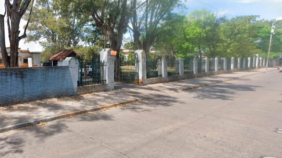 El club de Tiro Federal de Quilmes, donde se produjo el hecho. (Imagen: StreetView - Telam)