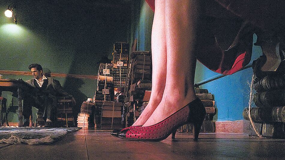 Un análisis sociológico, antes que psicológico, de los personajes.