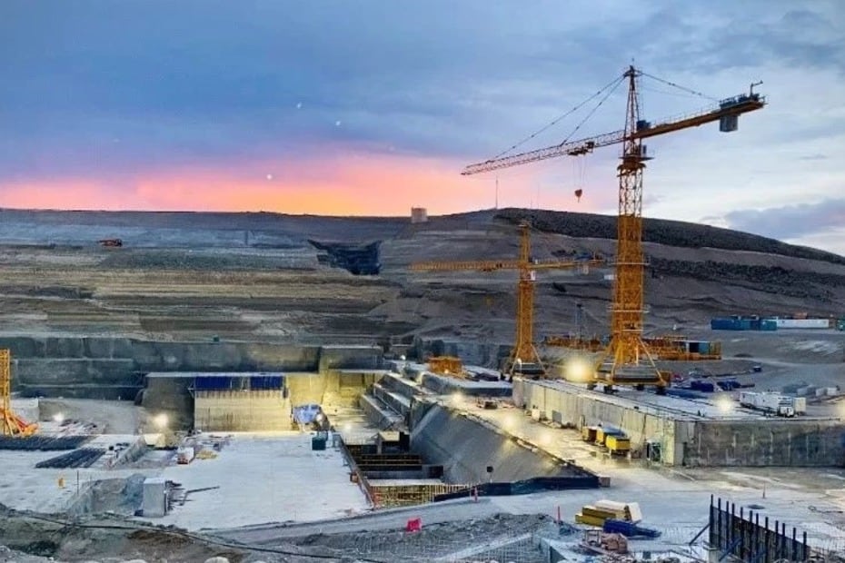 Días atrás se concretaron casi 2 mil despidos en la obra de las represas.