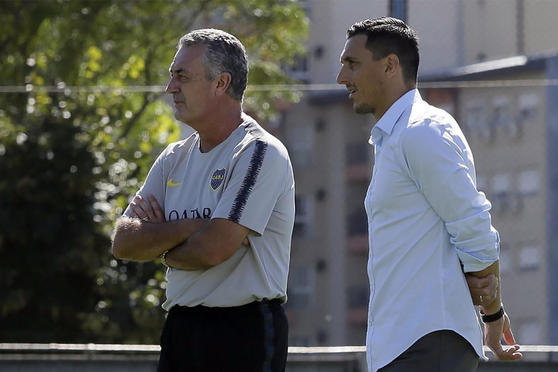 Alfaro y Burdisso, durante un entrenamiento.