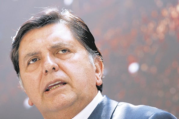 Alan García durante la campaña presidencial del 2006. Ayer se quitó la vida cuando las autoridades llegaron a su casa a detenerlo.