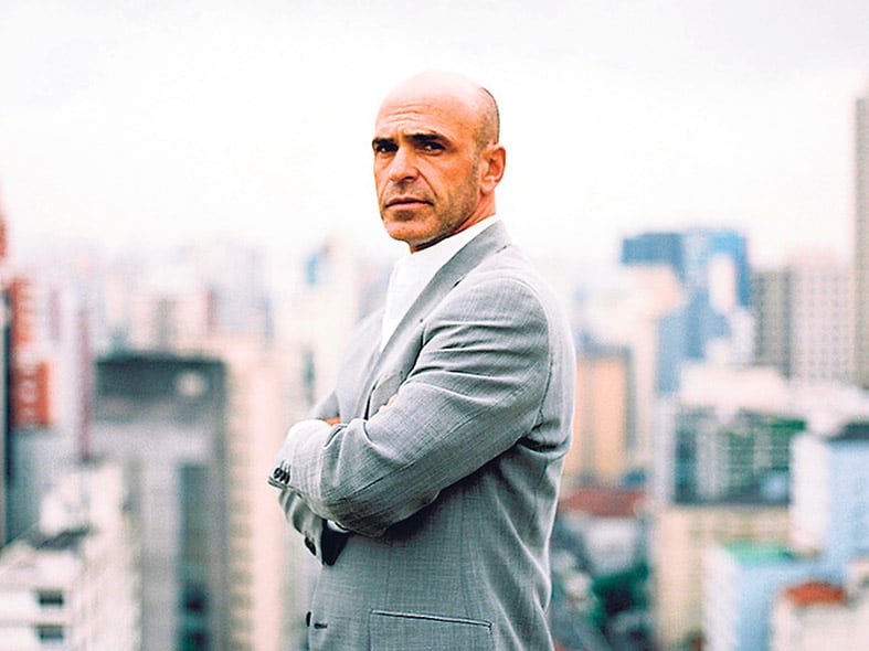 Gustavo Arribas, jefe de Inteligencia, quedó en medio de una fuerte presión por las denuncias en su contra.