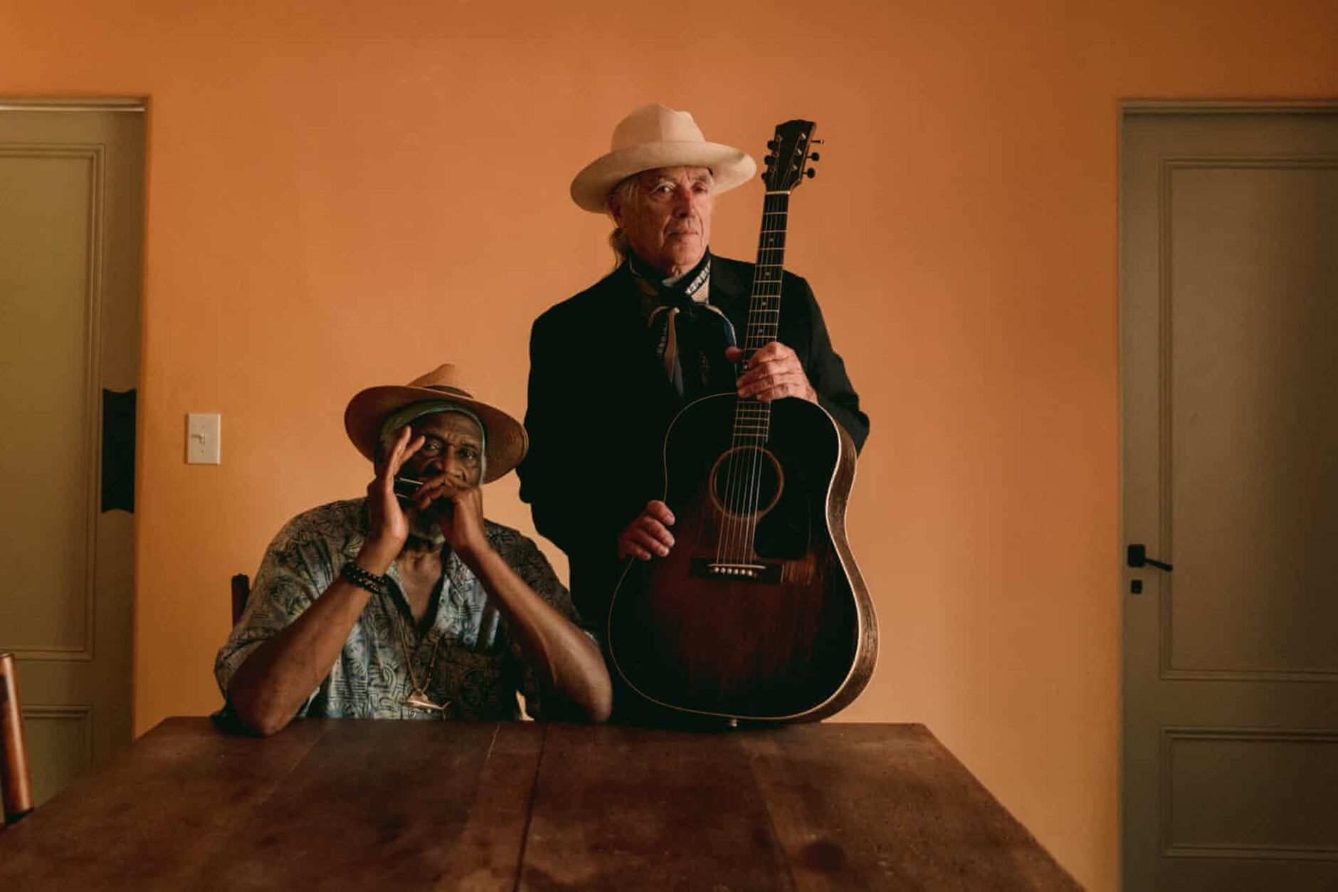 Tah Mahal y Ry Cooder, 80 y 75 años bien cumplidos