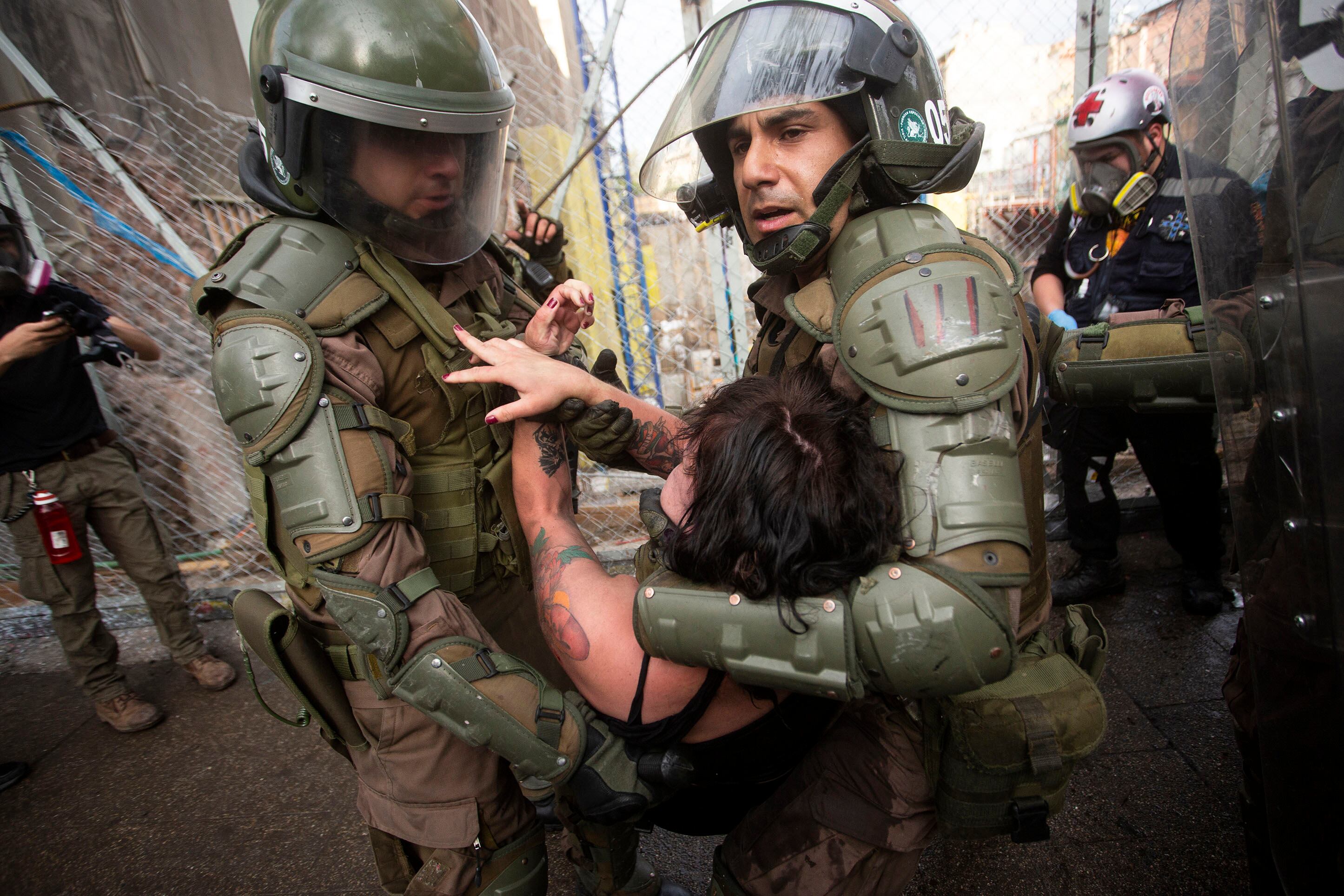 AI denunció la violenta represión de las manifestaciones populares en Chile.