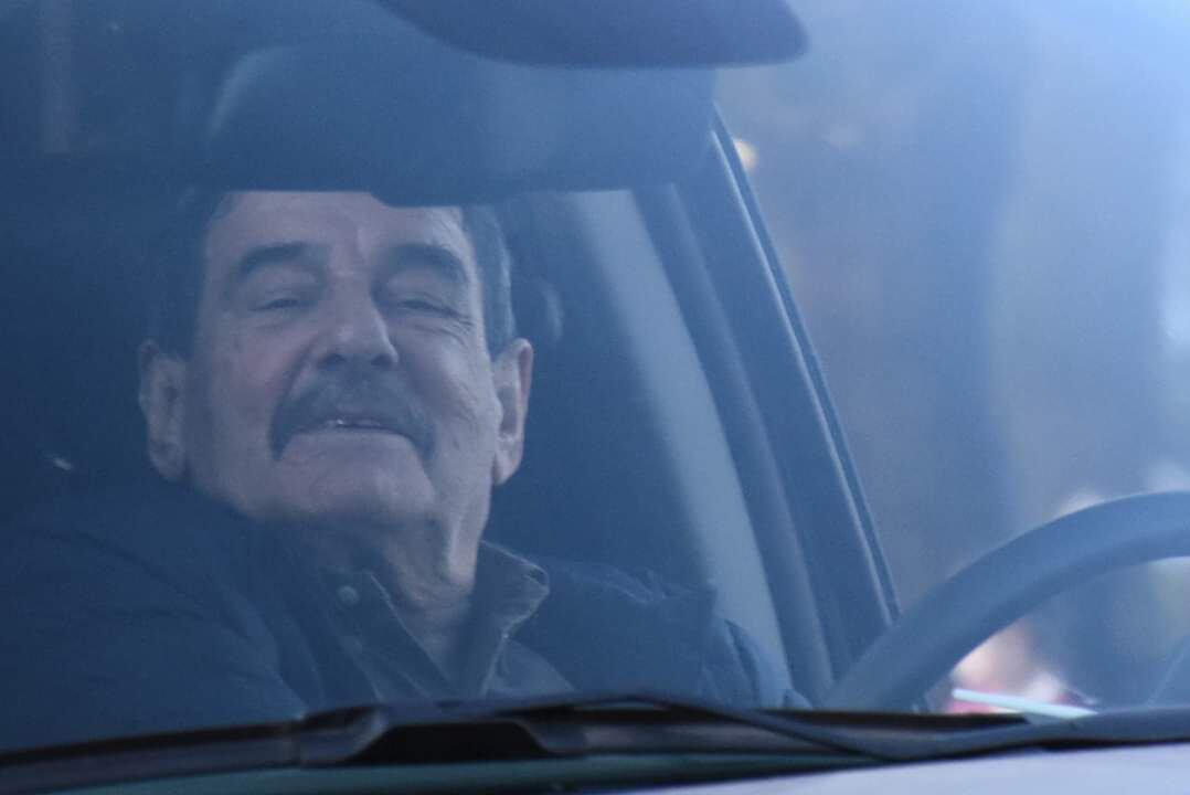 Alberto Padoan marchó en su camioneta por las calles de Avellaneda el 9 de julio.