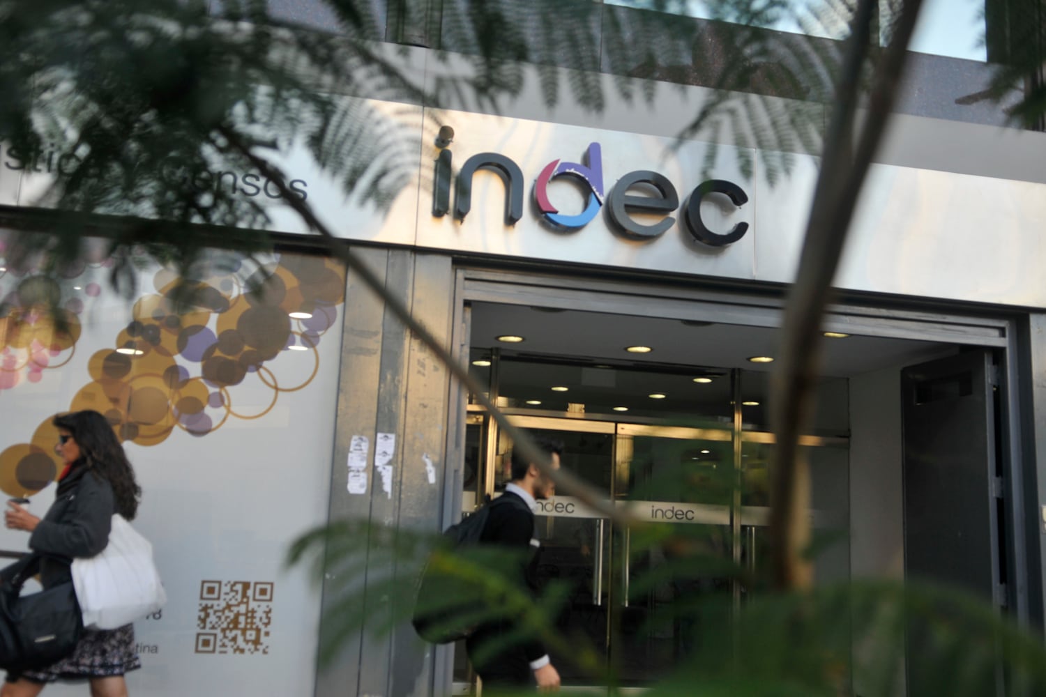 "Encontramos fuertes indicios de que no hubo una ‘manipulación de los datos’ destinada a mejorar los indicadores sociales", afirma Sol Minoldo.