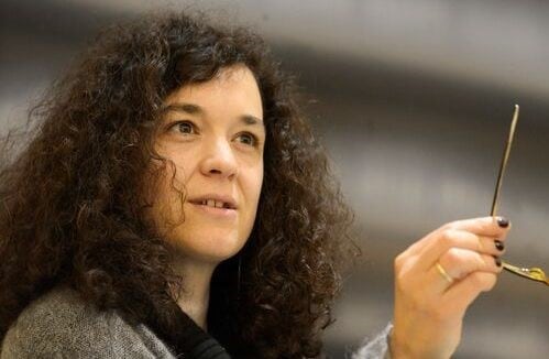 Chiara Bottici presentó el manifiesto por vía virtual en el Congreso de Ciencia Política en Rosario. 