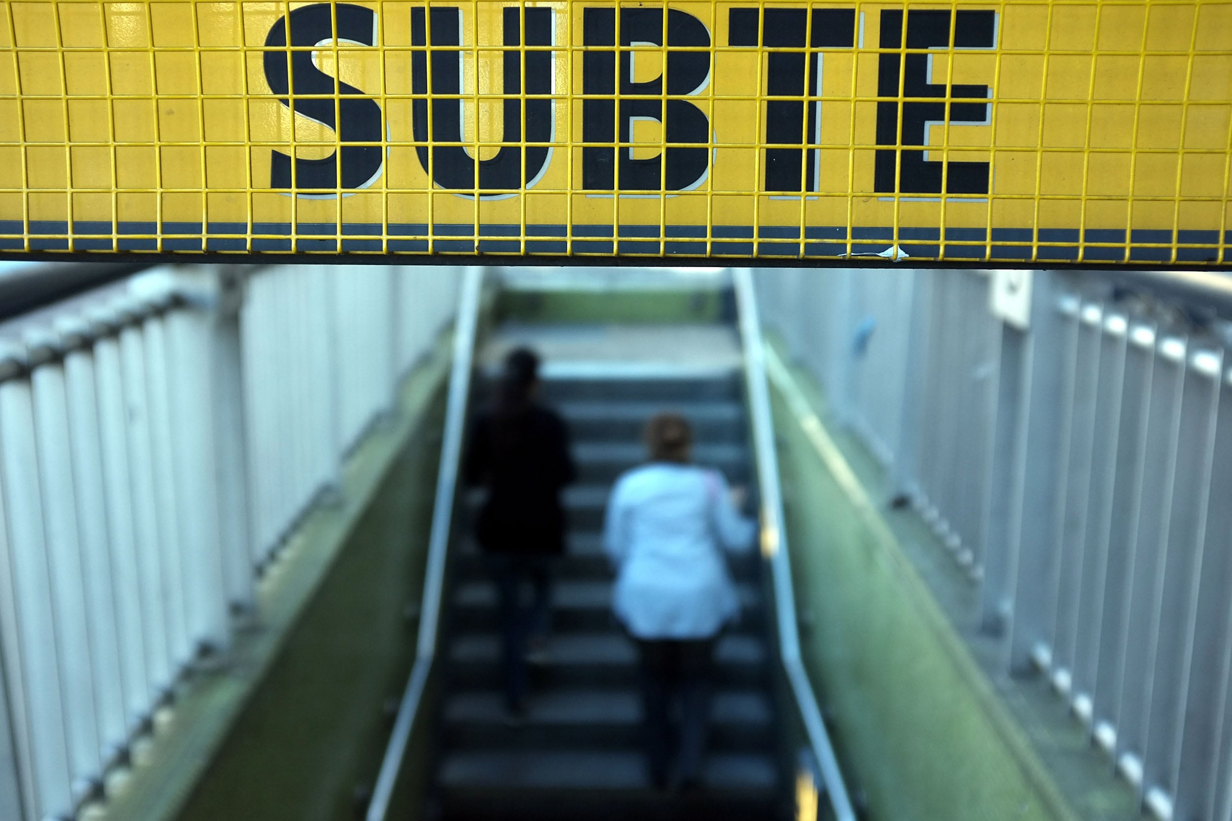 El pasaje en subte pasará a costar 832 pesos.