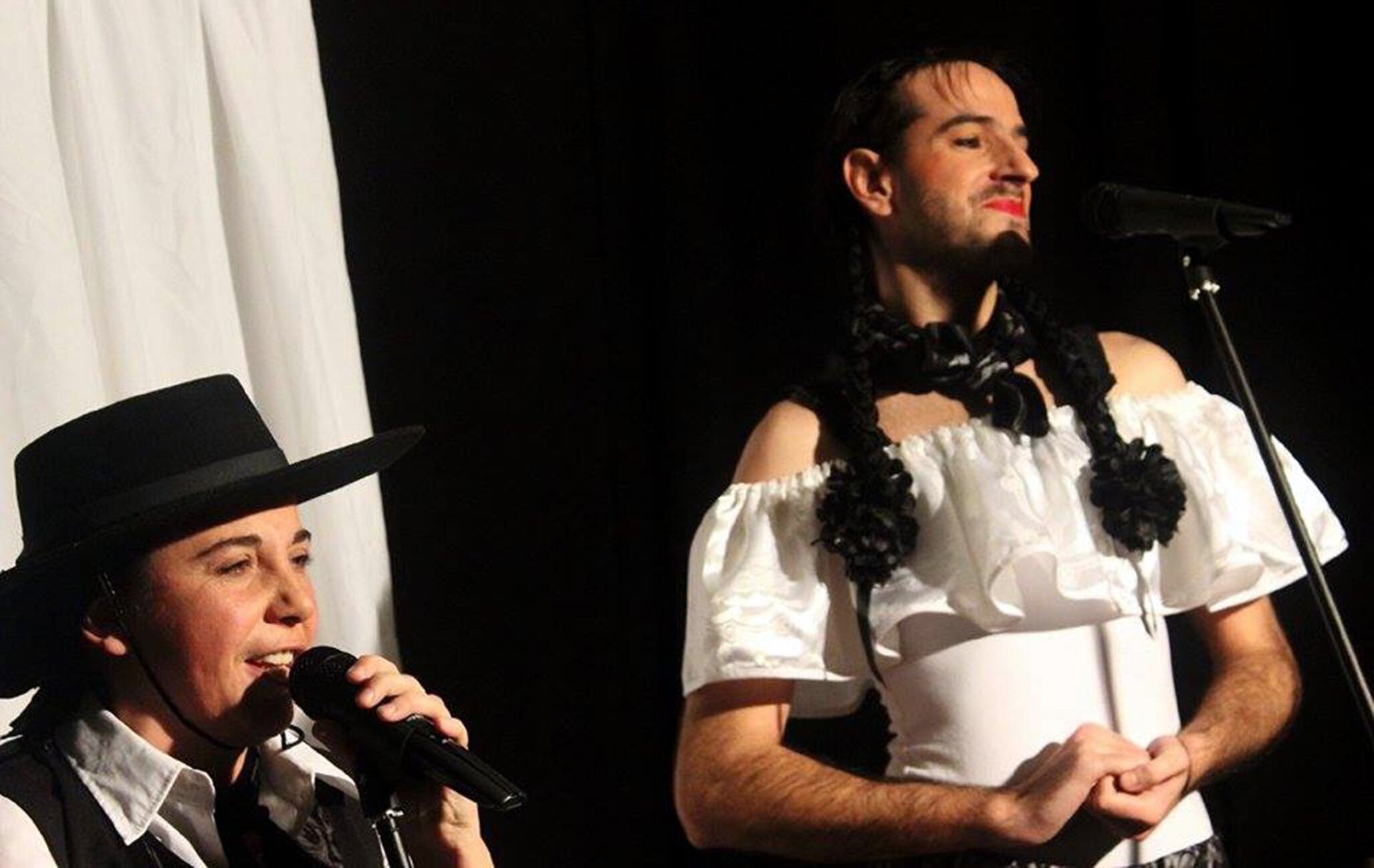 Olgado y Terzaghi son Pancho y Roxy. Humor sobre los concursos y la ambición de ganar.