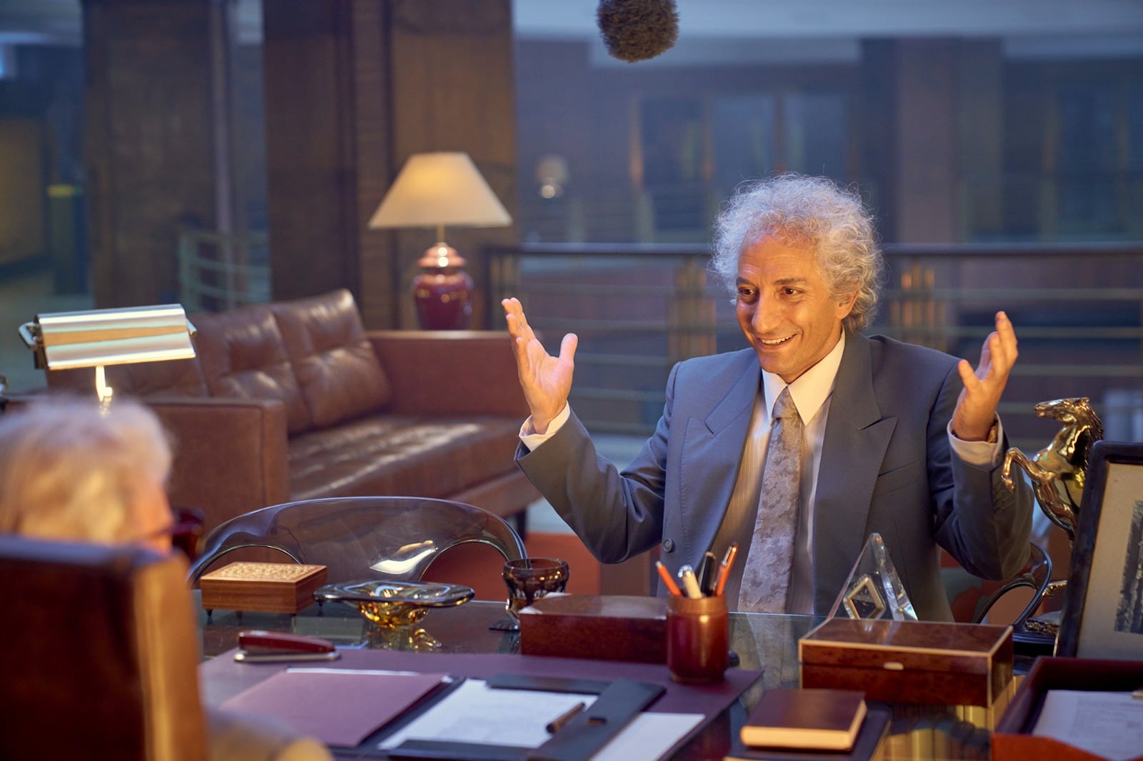 Juan Minujín se luce en la piel de Guillermo Cóppola.