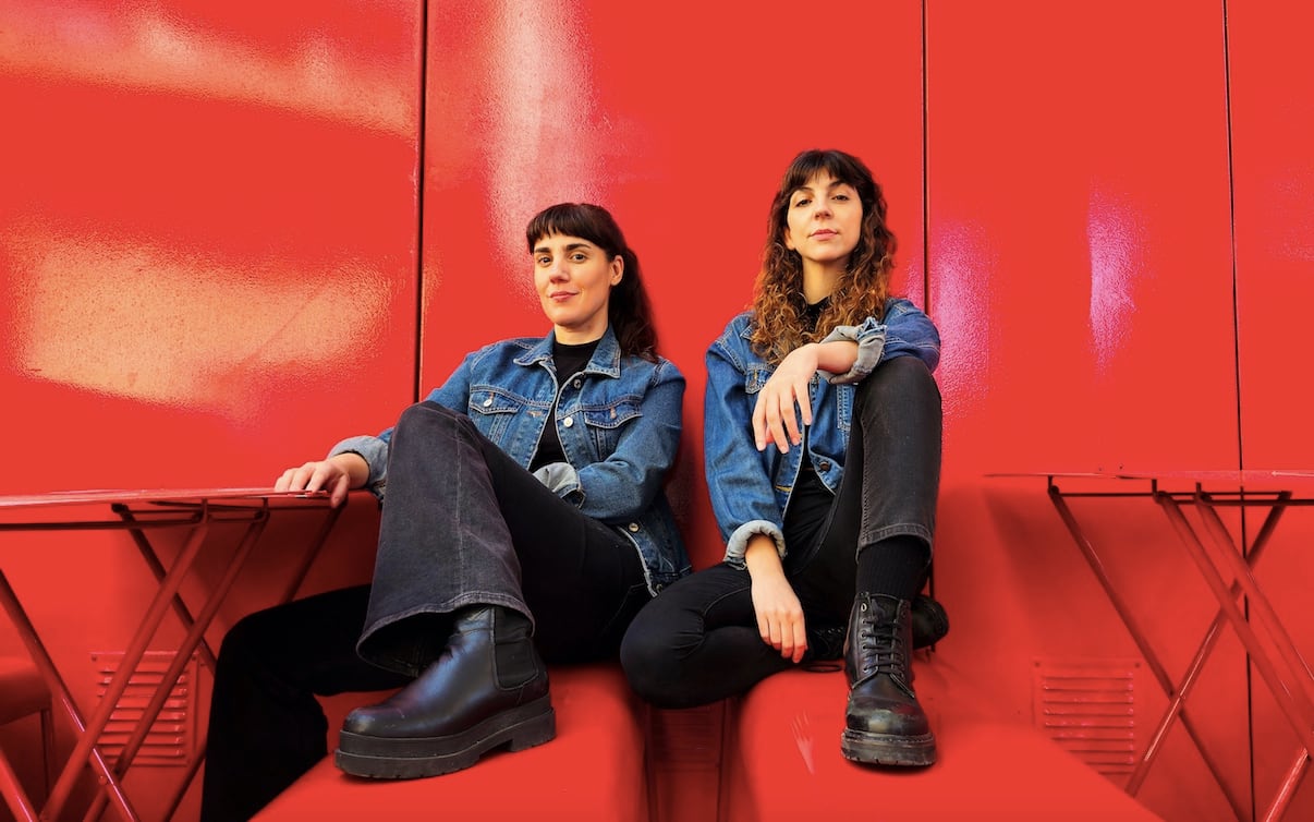 Las actrices Victoria Bandomir y Sabrina Zelaschi