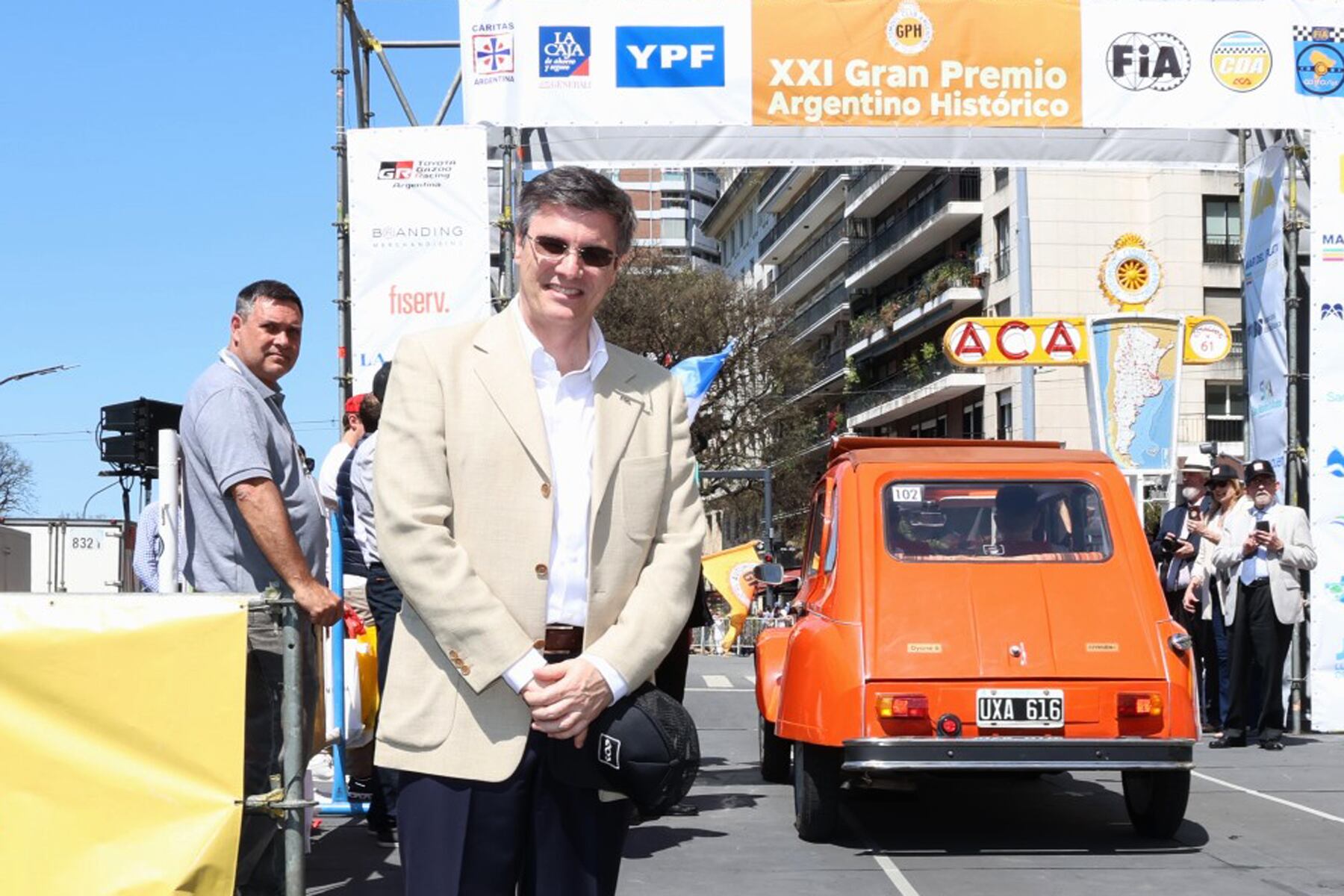 César Carman, presidente del ACA, recibió a la dirigencia del TC.