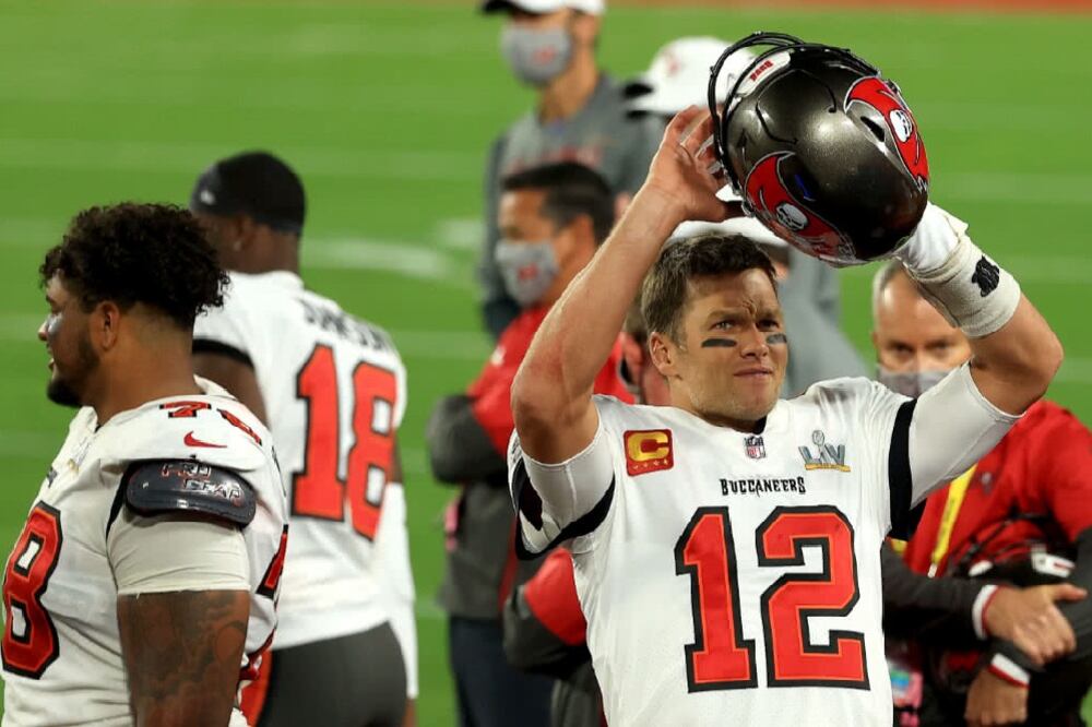 Tom Brady agigantó su leyenda, con un nuevo título a los 43 años.